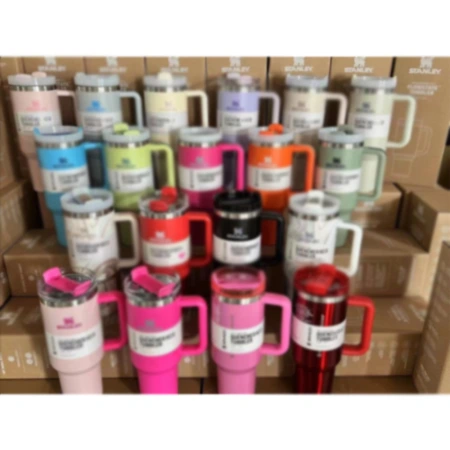 Creative ice king cup, stainless steel sports water cup, large-capacity handle straw cup, fashionable and simple insulated cup wholesale Creative ice king cup, stainless steel sports water cup, large-capacity handle straw cup, fashionable and simple insulated cup wholesale